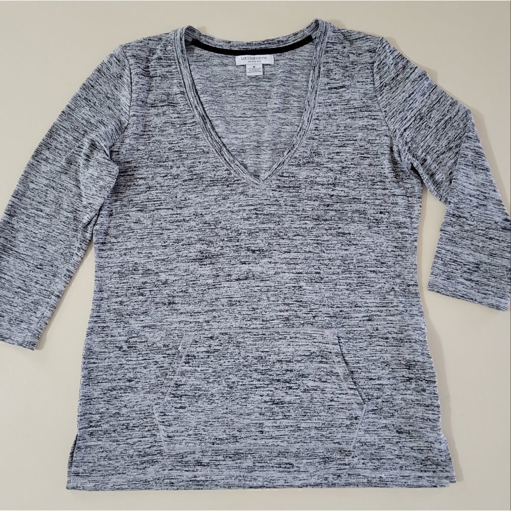 Liz Claiborne Weekend Women's V-neck  Top